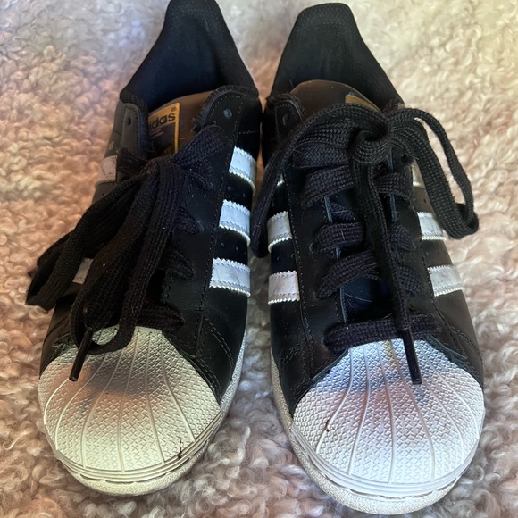 Adidas Superstar - Picture 3 of 4